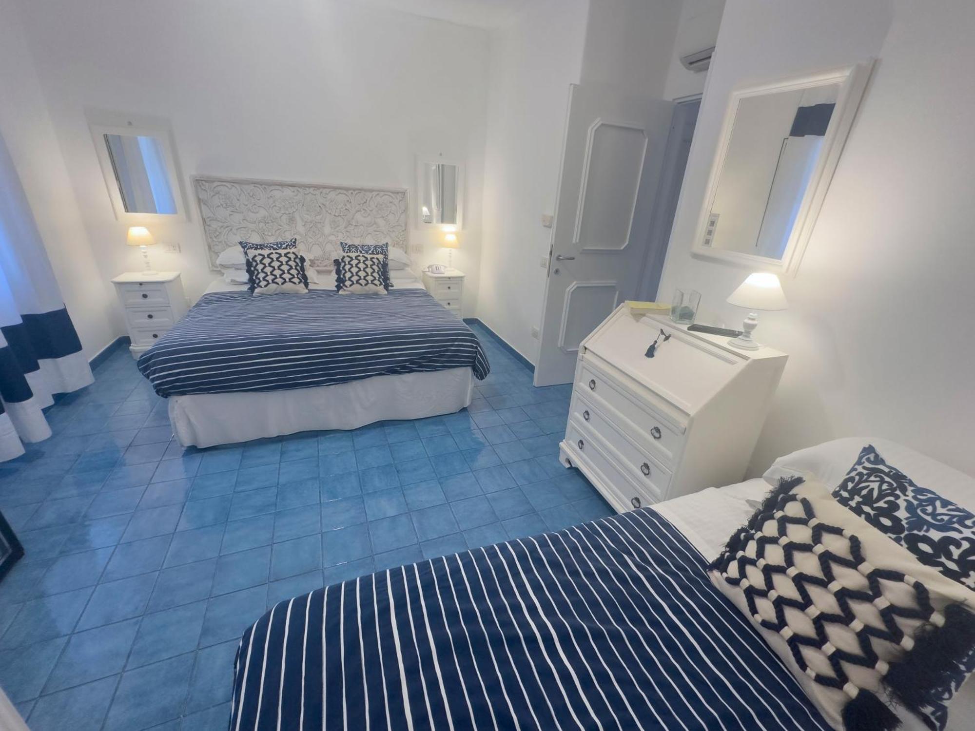 Hotel Chiaia Di Luna Ponza Bagian luar foto