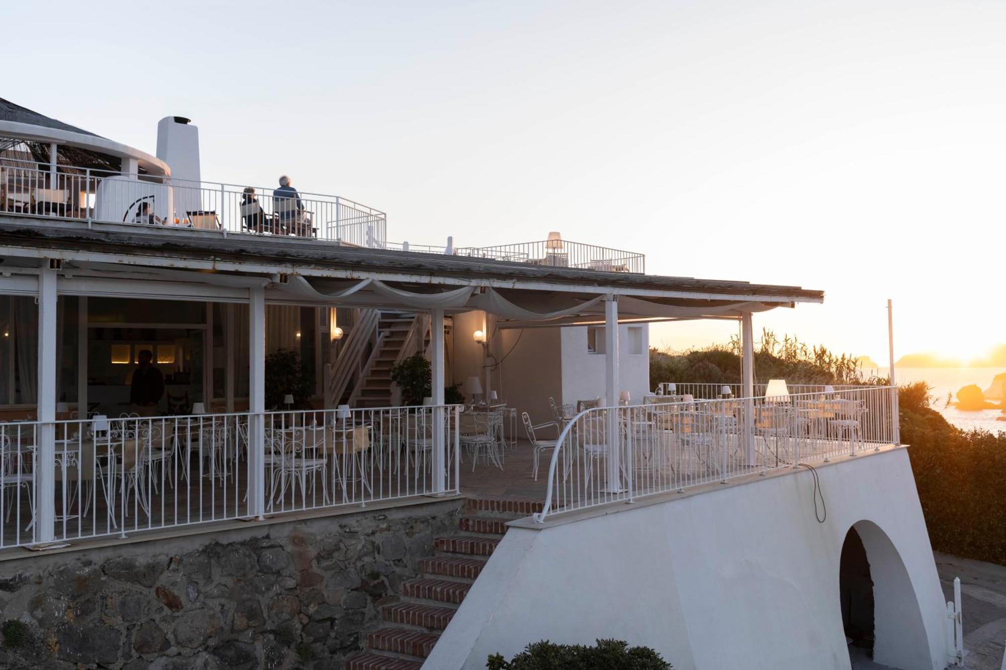 Hotel Chiaia Di Luna Ponza Bagian luar foto