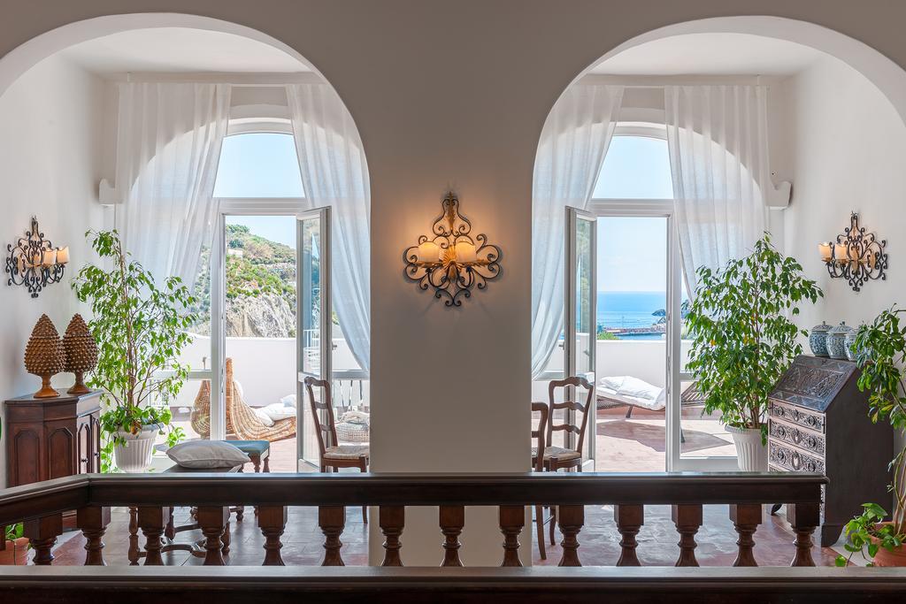 Hotel Chiaia Di Luna Ponza Bagian luar foto