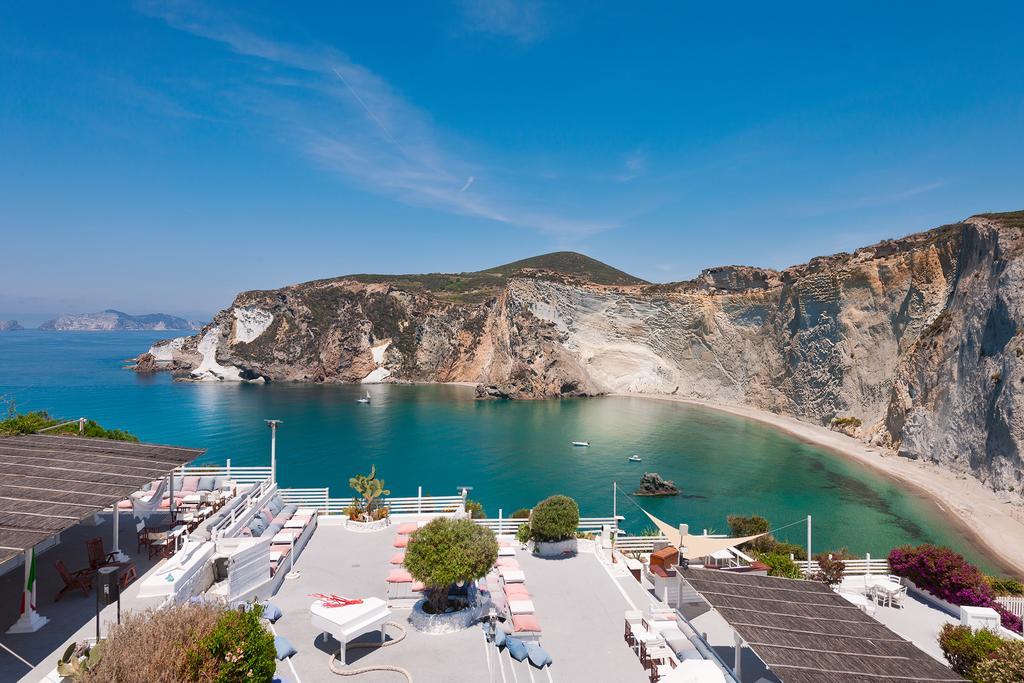 Hotel Chiaia Di Luna Ponza Bagian luar foto