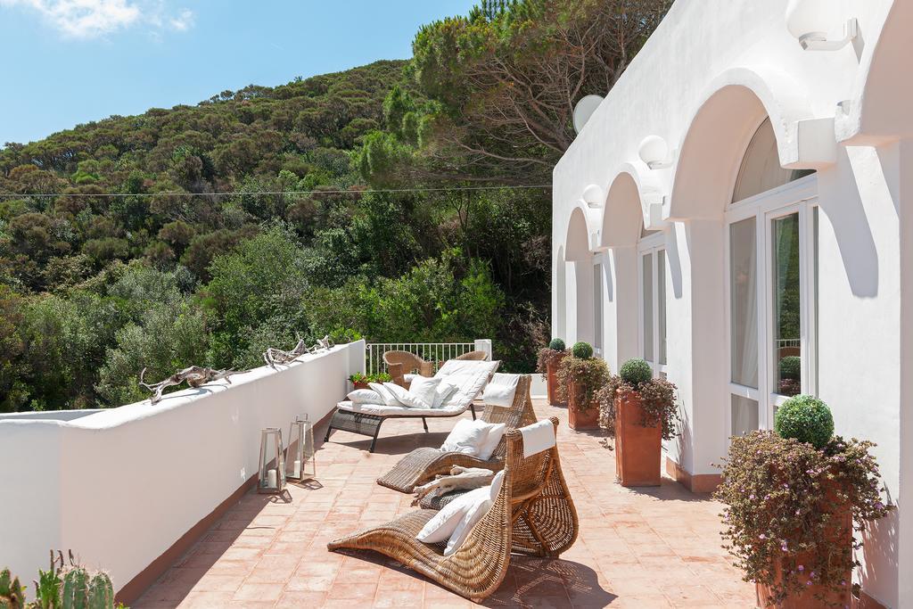 Hotel Chiaia Di Luna Ponza Bagian luar foto